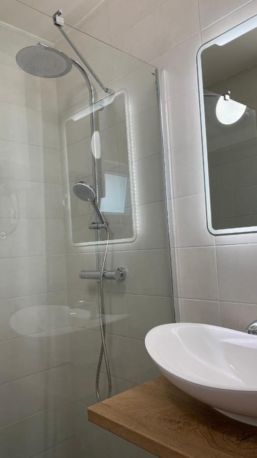 Casa Pozzetto Lejlighed Novigrad Istria Eksteriør billede